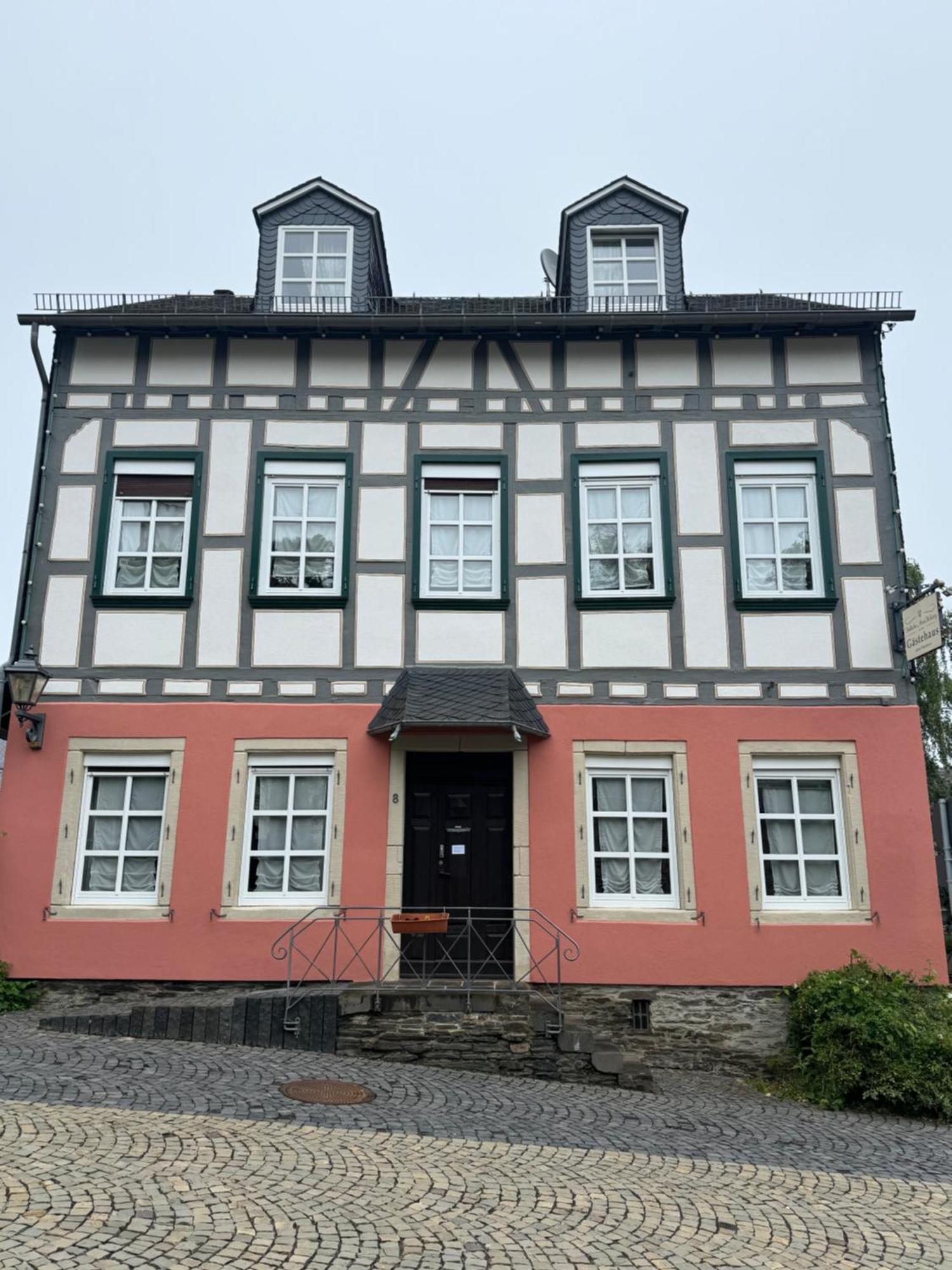 Hotel Schloss *